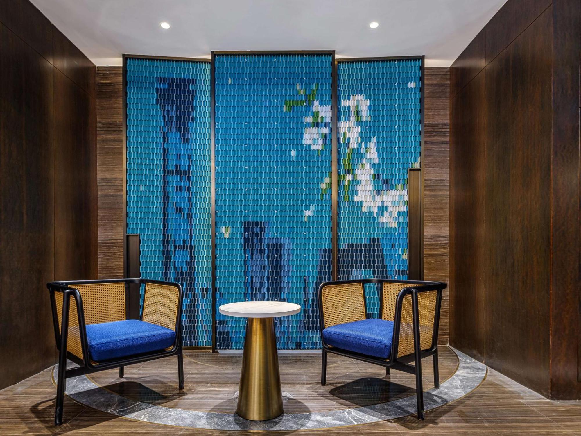 Hilton Garden Inn Beijing Guomao Exterior foto