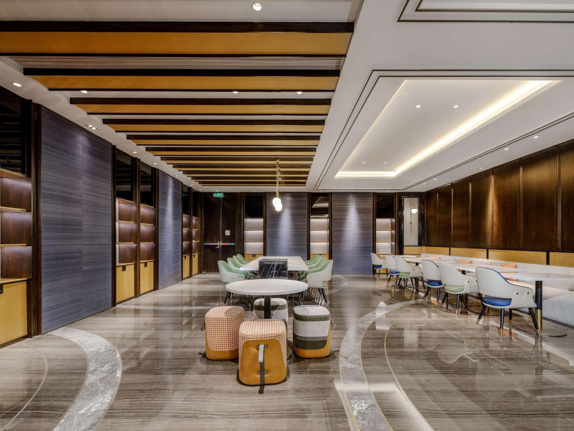 Hilton Garden Inn Beijing Guomao Exterior foto